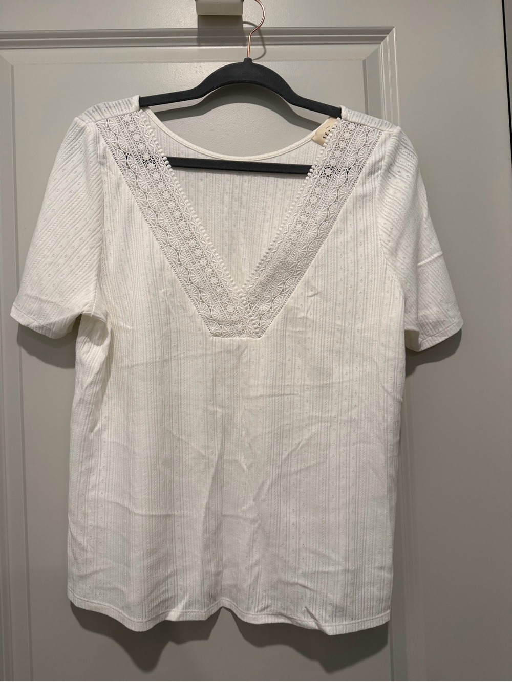 Women's Sézane Cream Pointelle and Lace V-Neck Short Sleeve Top